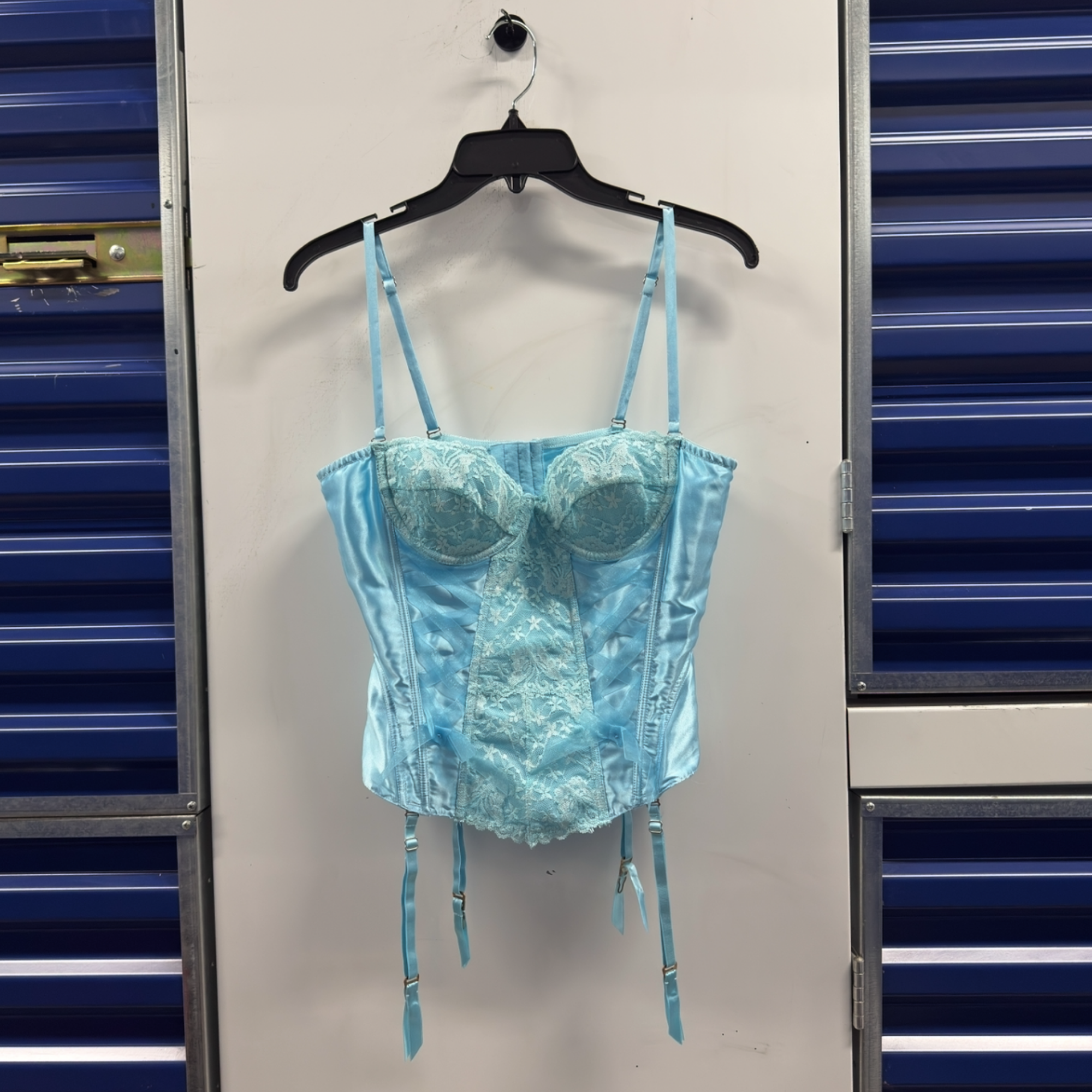 Frederick’s of Hollywood Baby Blue Lace Corset Bustier – Size 38